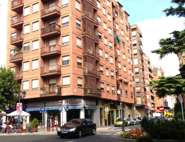 Piso en venta en  Calle Capitán Gaona / AVDA DE LA PAZ, Logroño photo 2