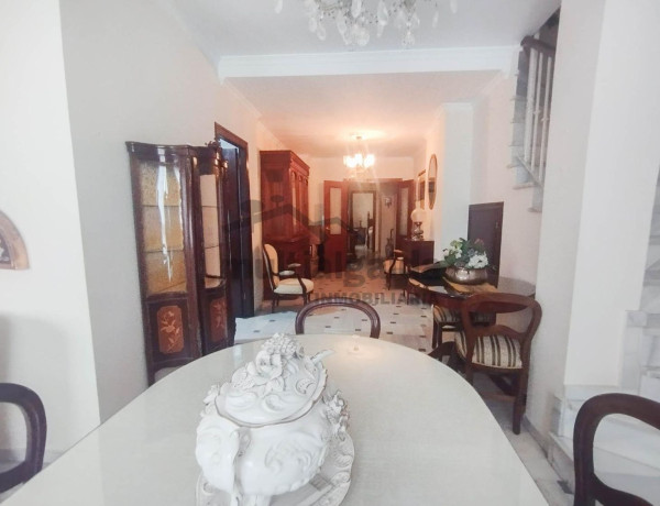 Piso en venta en Centro-Calzada-Cabo Noval , Sanlúcar de Barrameda thumbnail 2