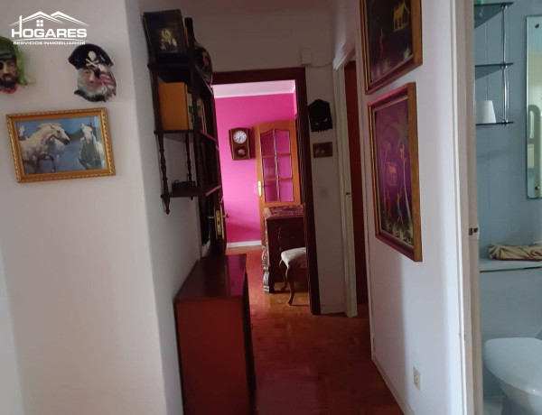 Продажа первого этажа в  Calle de Pi y Margall, Vigo photo 3