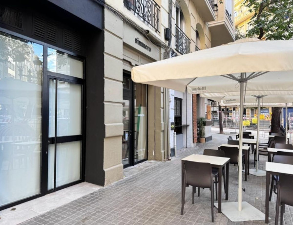 Local en venta en calle de Salamanca photo 4