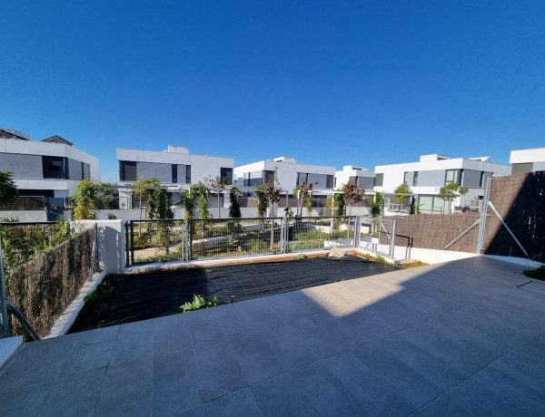 Semi-detached house for sale in Ciudad Aljarafe , Mairena del Aljarafe photo 1