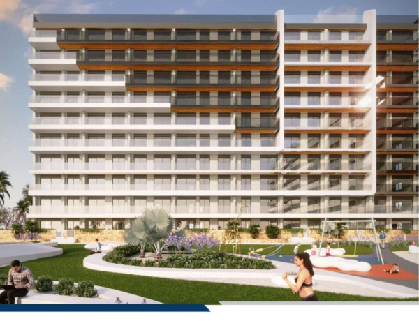 First floor for sale in El Acequión - Los Náufragos , Torrevieja thumbnail 2