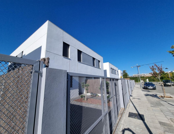 Semi-detached house for sale in Ciudad Aljarafe , Mairena del Aljarafe thumbnail 2