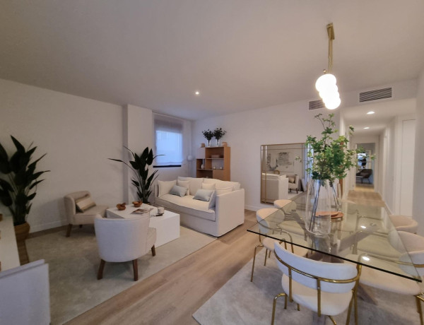 Piso en venta en  Nuevo Bulevar , Mairena del Aljarafe photo 1