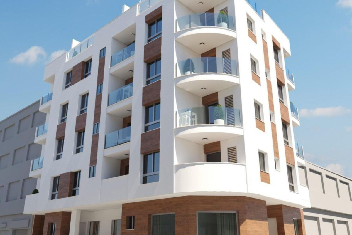 Venta de bajo en Centro, Torrevieja
 photo 3
