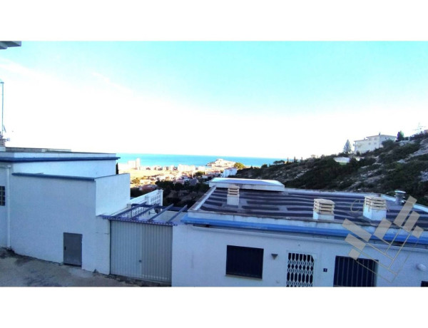 Semi-detached house for sale in Avenida d'Irlanda , Peñíscola thumbnail 2