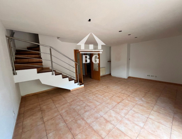 Chalet adosado en venta en , Santa Coloma de Farners photo 1