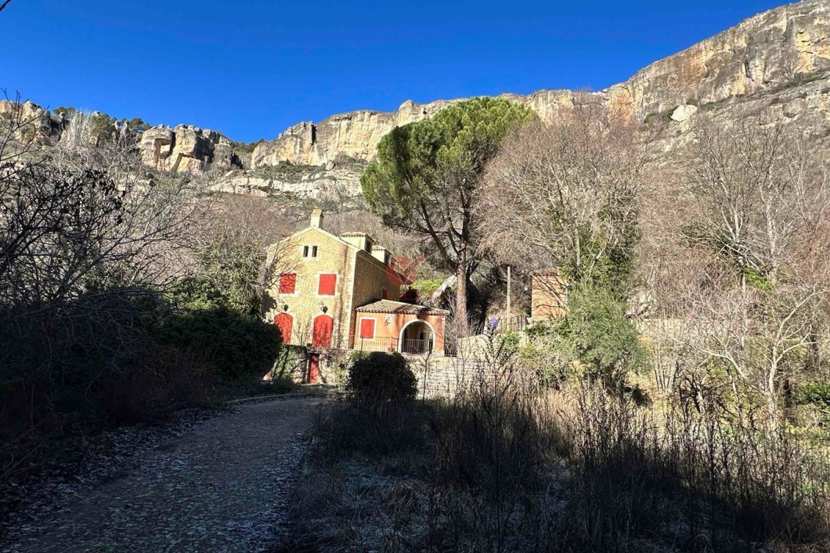 Venta de chalet independiente en Casco Historico, Cuenca
photo 3
