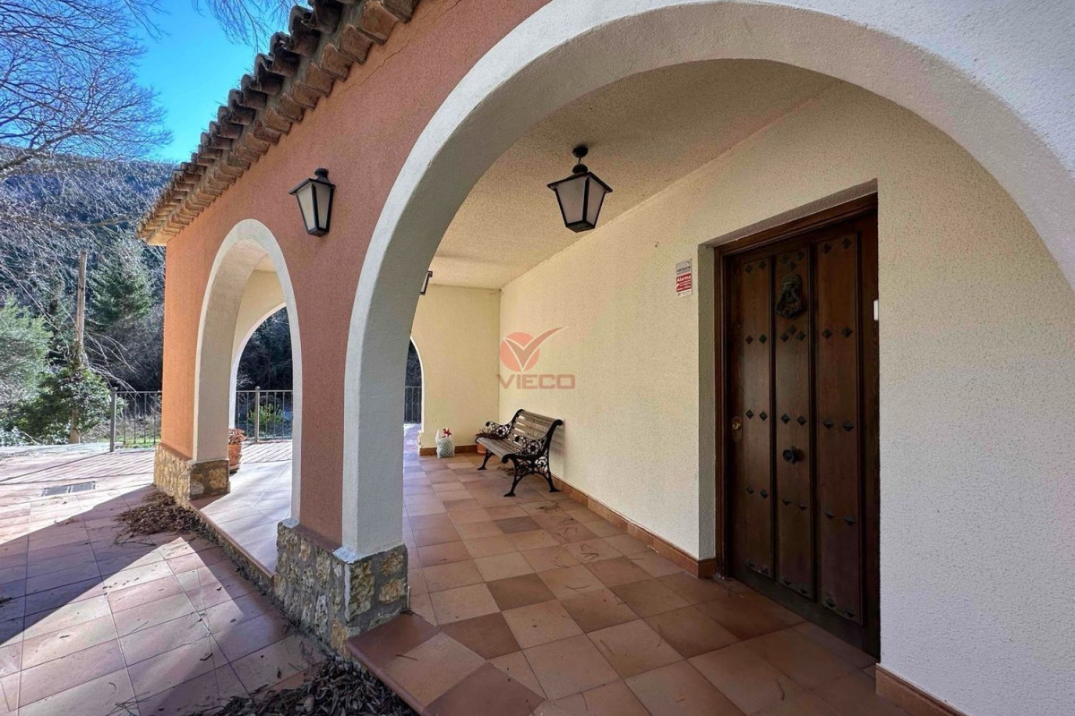 Venta de chalet independiente en Casco Historico, Cuenca
photo 5