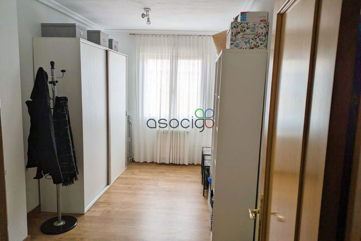 Продажа квартиры на Calle Carmen Conde, Азукека-де-Энарес
photo 5