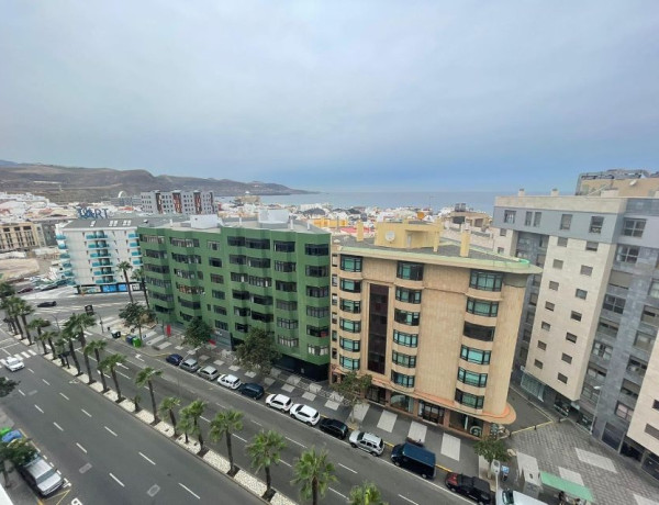 Duplex en venta en Avenida mesa y lopez, Las Palmas de Gran Canaria photo 1
