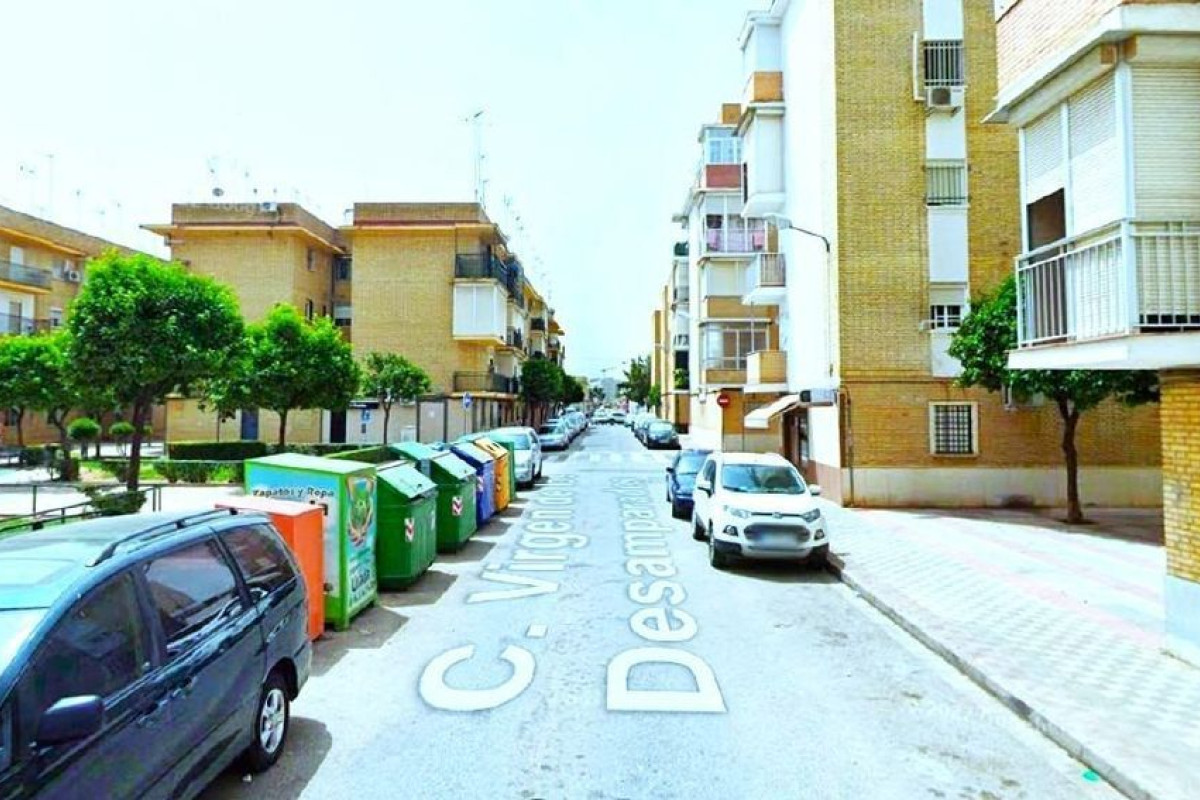 Продажа квартиры на Calle Virgen de los Desamparados, Дос Германаc
photo 1