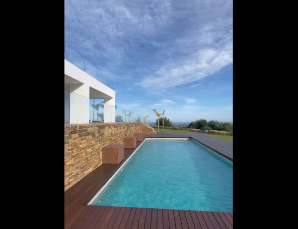 Chalet independiente en venta en Av. de la Reserva Sotogrande, Sotogrande photo 1