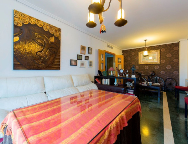 Piso en venta en  Calle Pintora María Blanchard, Distrito Noreña - Figueroa photo 4