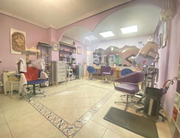 First floor for sale in  Calle Navalcarnero, Alcorcón photo 4