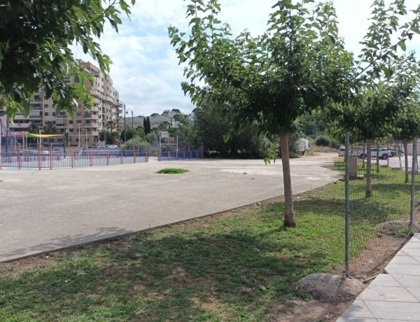 Terreno en venta en avenida Josep Suñer Orovig thumbnail 2