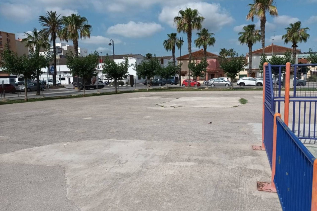Land for sale in Alzira, Valencia photo 4