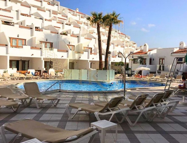 Bajo en venta en  Los Cristianos , Arona photo 1