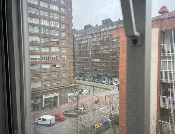 Piso en venta en Calle del Morco, Burgos thumbnail 2