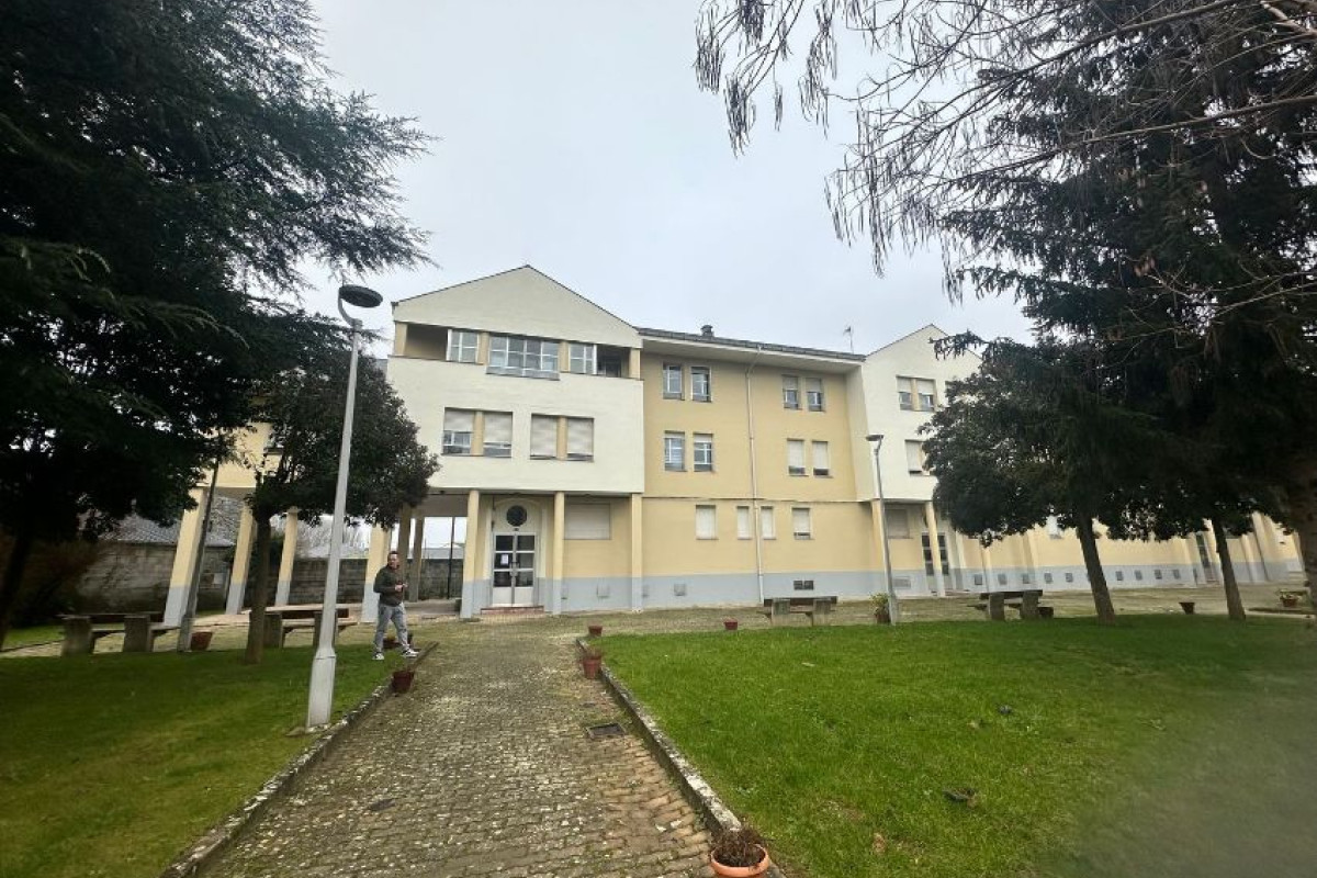 Piso en venta en avenida el Pantano, 5, Cubillos del Sil
photo 1