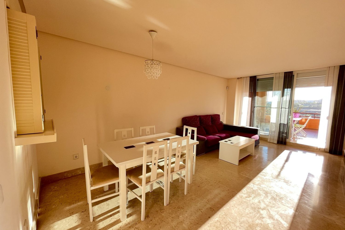 Venta de bajo en Calle Islas Bermudas, 29, Estepona
photo 2
