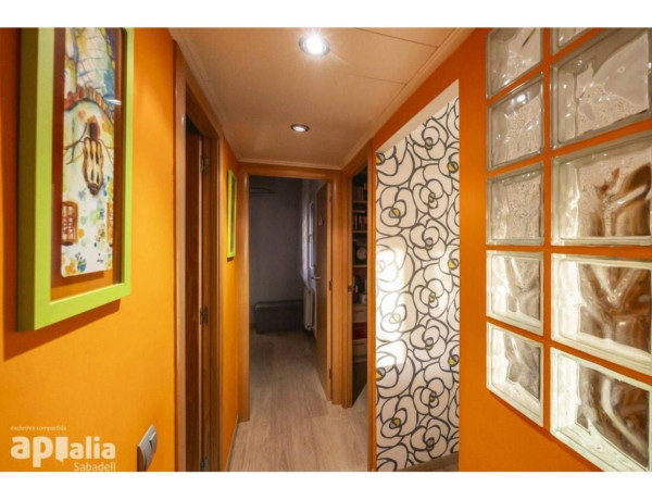 First floor for sale in  Calle de les Valls, Sabadell photo 4