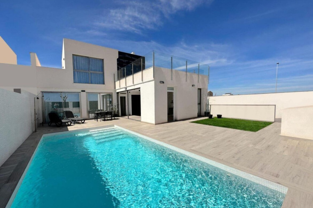 Venta de chalet independiente en Mar de Cristal-Cabo de Palos, Cartagena
photo 1
