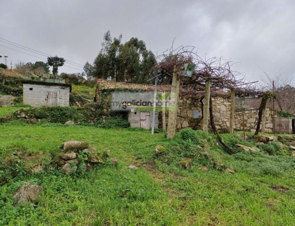 Casa rural en venta en Baiona photo 1