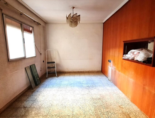 Продажа квартиры в  Calle del Poeta Alberola, València photo 4