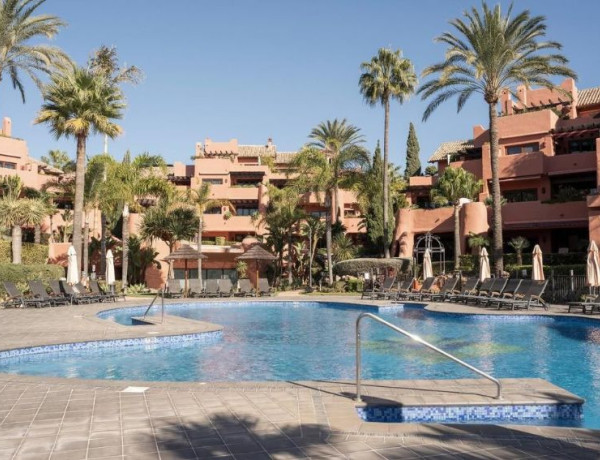 Detached villa for sale in Urbanización Playa Guadalmansa, Estepona photo 1