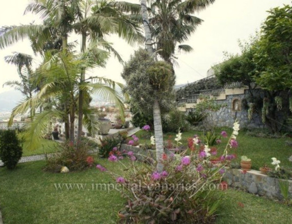 Chalet independiente en venta en  Urb. La Luz, La Orotava photo 4