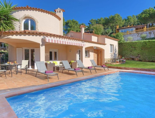 Detached villa for sale in Tamariu , Palafrugell photo 1