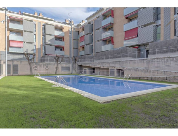 Apartment for sale in  Calle de Carrasco Formiguera, Rubí photo 2