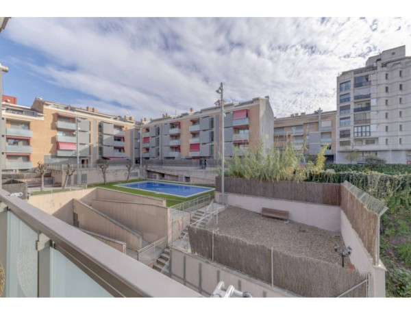 Apartment for sale in  Calle de Carrasco Formiguera, Rubí photo 3