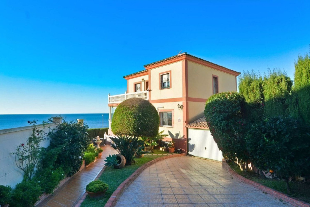 Venta de chalet independiente en Ronda le faro, Mijas
 photo 2