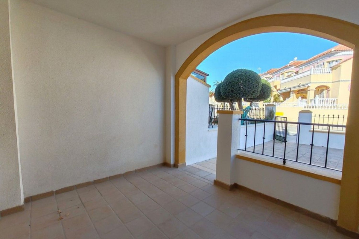 Sale of ground in lavanda, Pilar de la Horadada
photo 4