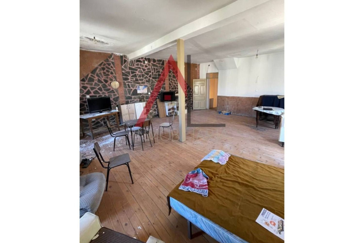 Properties for sale and rent in Spain photo 2