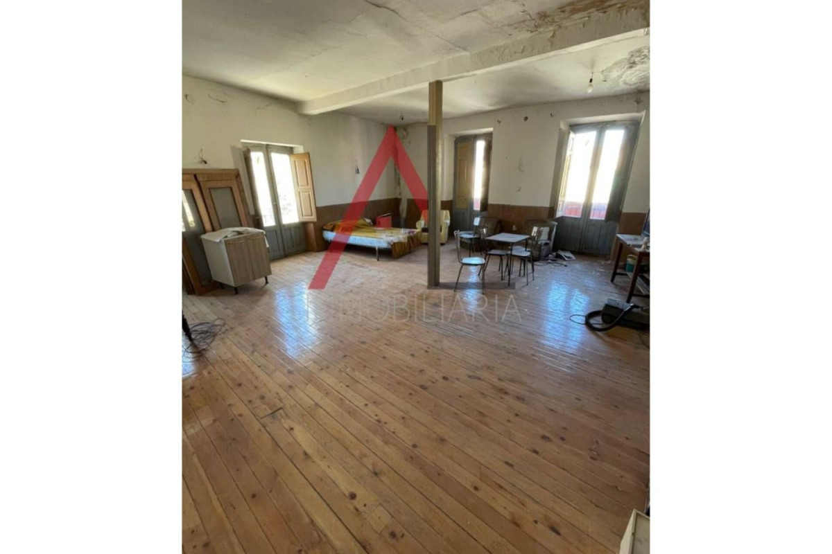 Properties for sale and rent in Spain photo 4