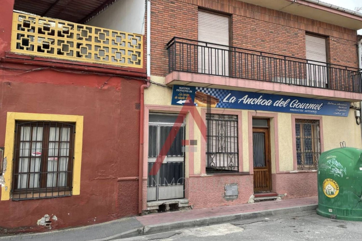 Properties for sale and rent in Spain photo 2