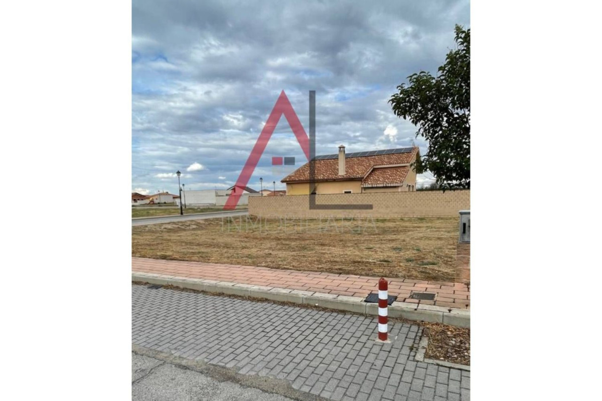 Działka na sprzedaż w Nava de la Asuncion, Segowia photo 5