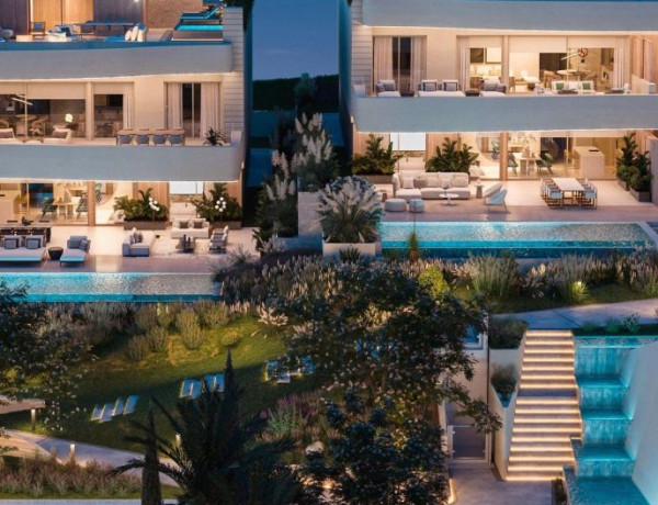 Duplex en venta en Avenida Playas Andaluzas s/n, Marbella photo 1