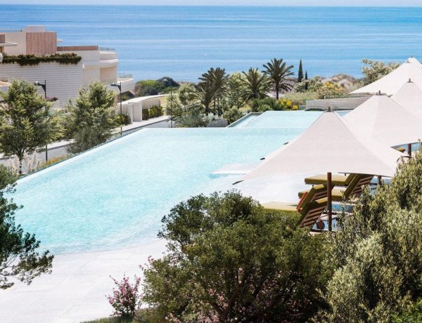 Duplex en venta en Avenida Playas Andaluzas s/n, Marbella photo 4