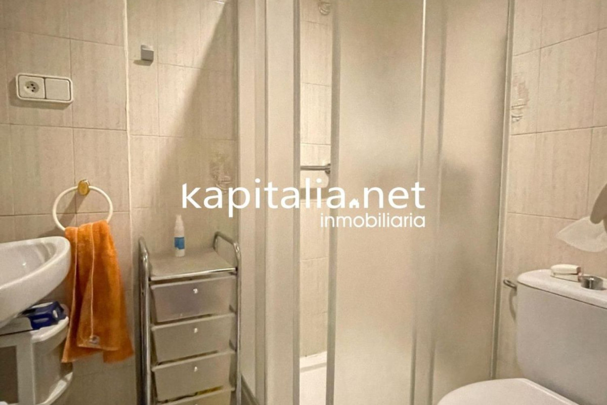 Properties for sale and rent in Spain photo 4