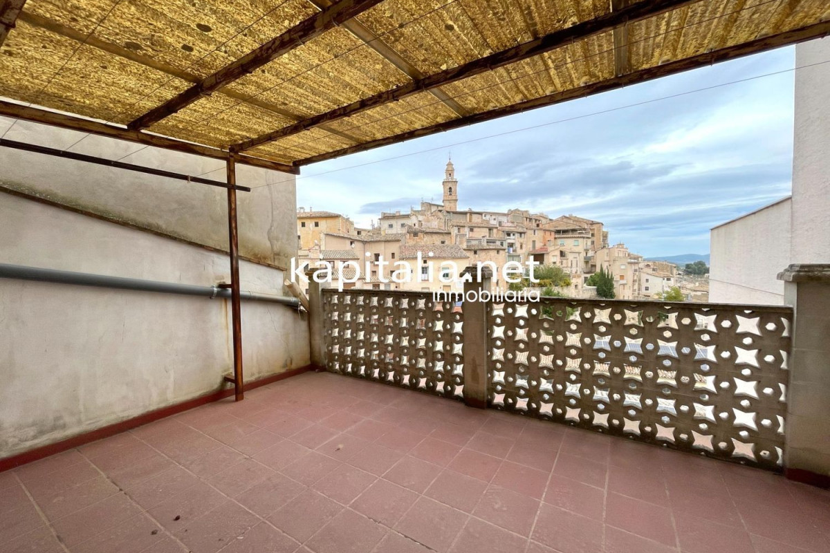 Properties for sale and rent in Spain photo 5
