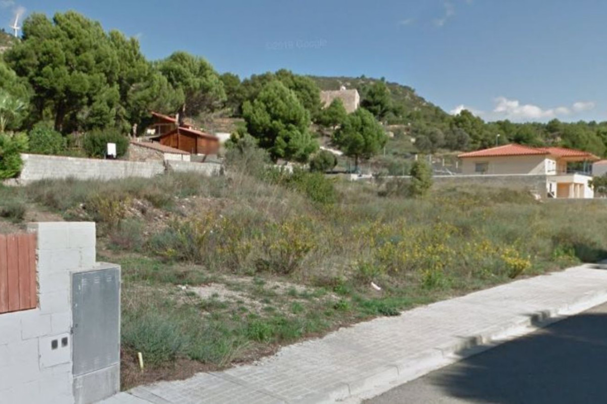 Terreno en venta en Cabra del Camp, Tarragona photo 4