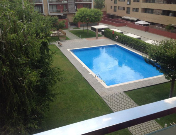Продажа квартиры в Calle d'Euskadi, 6, Castellar del Vallès photo 1