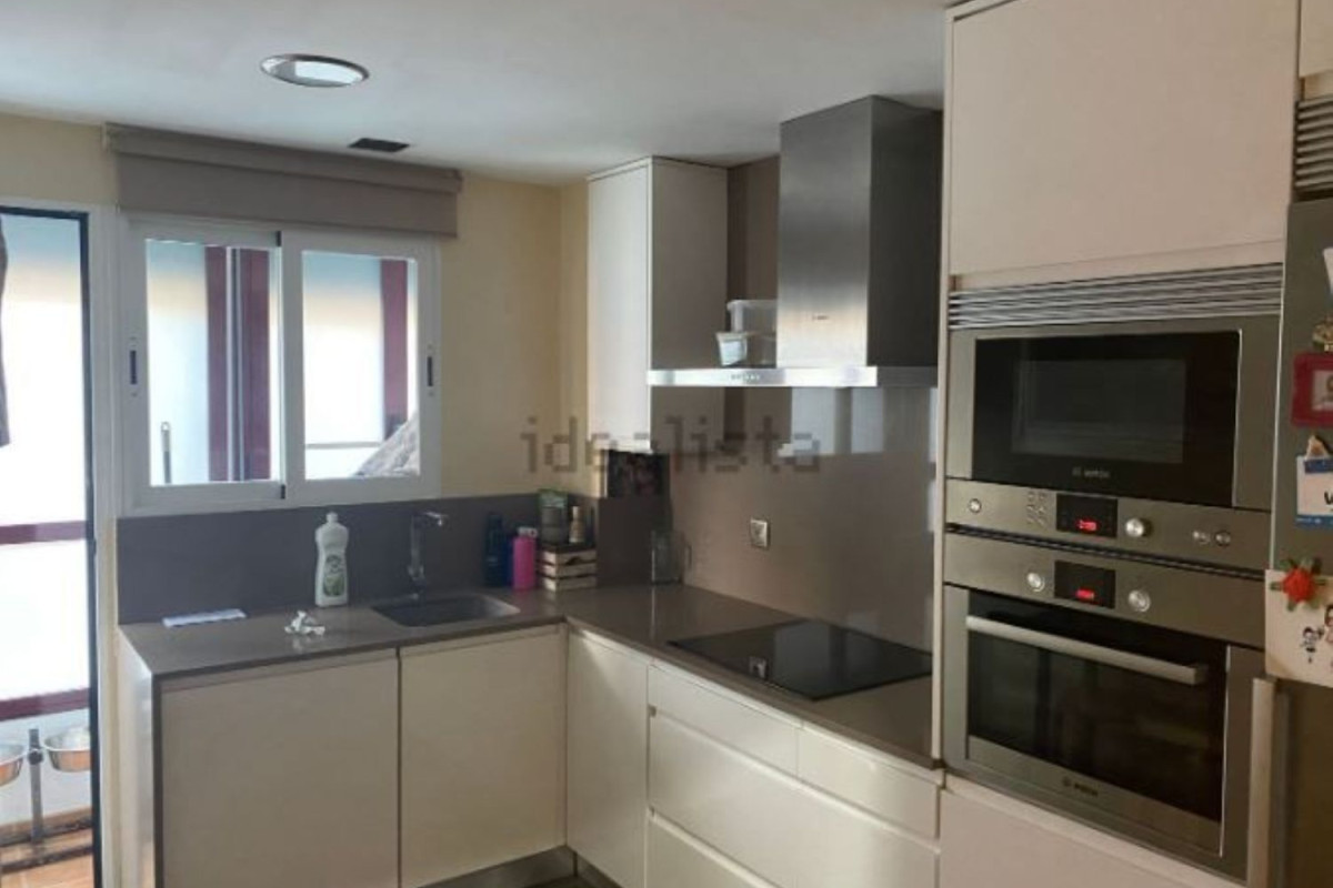 Продажа дуплекса на Calle de joan baptista vives, Валенсия photo 1