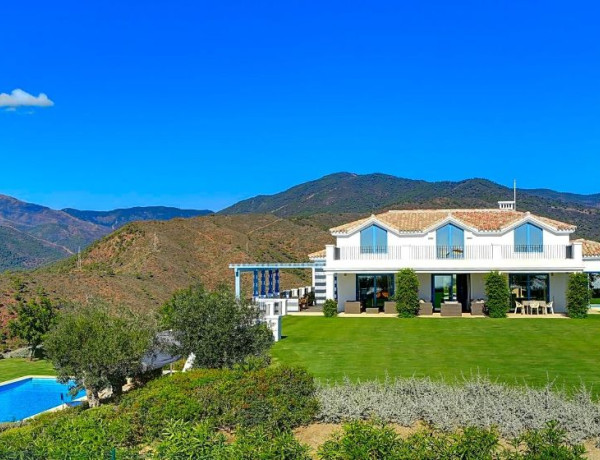 Chalet independiente en venta en Montemayor-Marbella Club , Benahavís photo 1