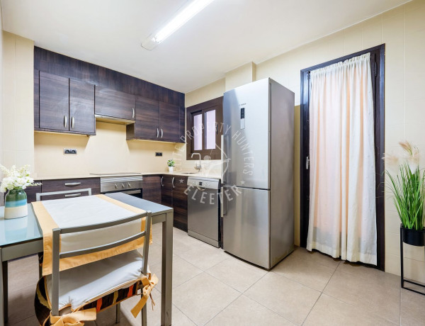 Piso en venta en  Humbert Torres, Lleida photo 3