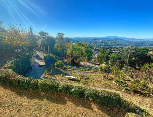 Chalet independiente en venta en Calle Roura, 37, Vidreres thumbnail 2
